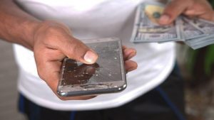 آینده شغلی تعمیرات موبایل، بازار کار به شدت پولساز!